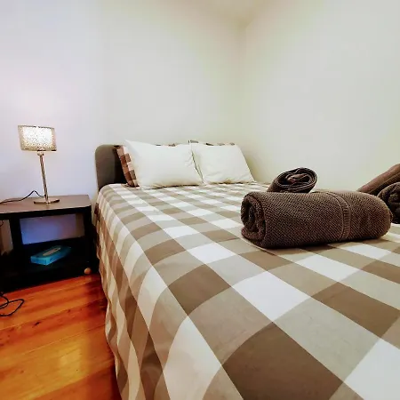 Bairro Alto & Flats By Village 아파트 *