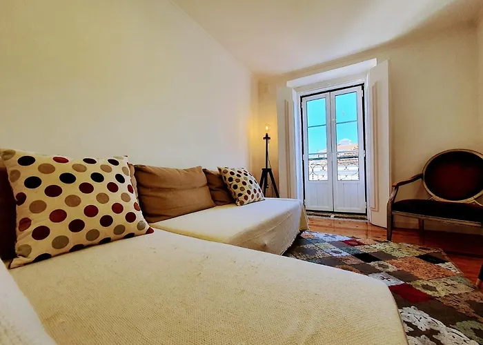 Bairro Alto & Flats By Village Апартаменты Лиссабон
